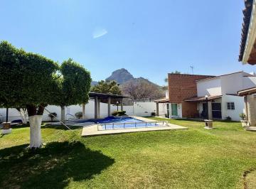 Casa · 72m² · 2 Recámaras · 1 Estacionamiento · Casa en Venta en Morelos, Tlayacapan