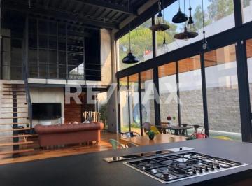 Casa · 260m² · 2 Recámaras · 2 Estacionamientos · Casa en Venta en Morelos, Calzada de Los Reyes, Cuernavaca