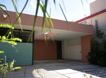 Casa · 200m² · 2 Recámaras · 2 Estacionamientos · Casa en Renta, 2 Recamaras, Paneles Solares, Amueblada Garcia Gineres (Arc - 1104)