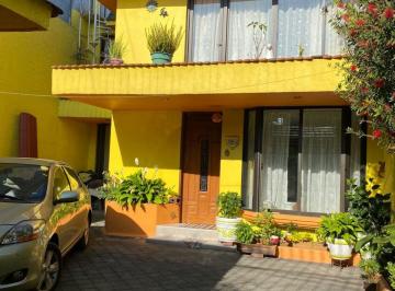 CASA EN VENTA EN COYOACÁN | AMPLIA Y EXCELENTE UBICACIÓN
Vive en una de las mej · Hermosa Casa Amplia en Coyoacan Cd de Mexico