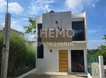 Casa · 71m² · 2 Recámaras · 1 Estacionamiento · Casa Venta 2 Rec Camino a Juana Meza, Tuxpan, Ver.