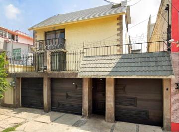 Casa de 4 habitaciones, Azcapotzalco · Casa de 363 m² con 4 Recámaras en Venta en Clavería
