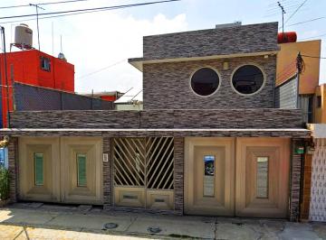 Casa de 4 habitaciones, Cuautitlán Izcalli · Casa de 197 m² con 4 Recámaras en Venta en Cumbria