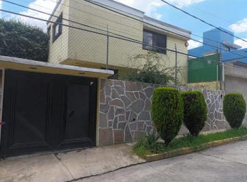 Casa de 3 habitaciones, Naucalpan de Juárez · Casa en Renta en Fraccionamiento Cerrado en Jardínes de San Mateo