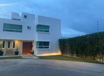 Casa de 3 habitaciones, San Luis Potosí · Vendo Hermosa Casa en Miravalle, Slp