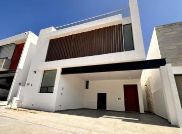 Casa en condominio de 4 habitaciones, Aguascalientes · Se Renta Casa Nueva en Terranza