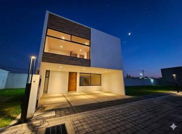 Casa en condominio de 3 habitaciones, San Pedro Cholula · Casa en Venta en San Pedro Cholula