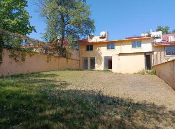 Casa de 3 habitaciones, Huixquilucan · Venta Casa Para Remodelar con Espectacular Jardín Zona Interlomas.