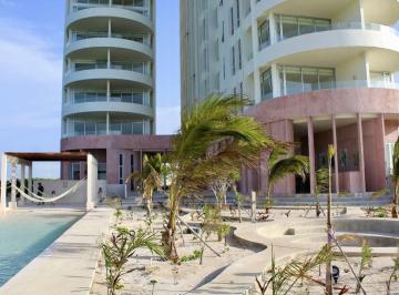 Departamento · 162m² · 3 Recámaras · Departamento de Lujo en Venta en La Playa