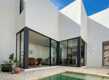 Casa · 164m² · 3 Recámaras · 2 Estacionamientos · Hermosa Casa en Venta en Real Montejo