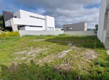 Terreno / Lote , Zapopan · Terreno Premium en Venta | Fracc. Los Robles (Exterior) – Frente a Bosque La Primavera