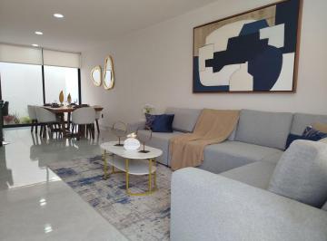 Casa de 3 habitaciones, Morelia · Casa en Venta! Altozano Morelia