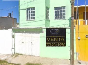 Casa · 90m² · 5 Recámaras · 1 Estacionamiento · Casa Usada en Venta, Calle 14, Col. Piracantos, Pachuca, Hgo.