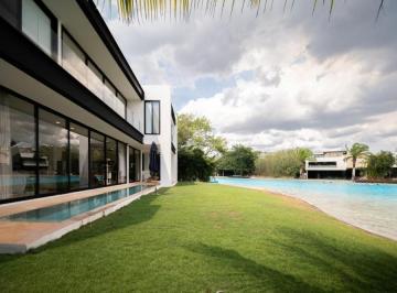 EXCLUSIVA CASA DE LUJO EN RENTA CON LAGO Y ALBERCA - KANHA - MERIDA · Exclusiva Casa de Lujo en Renta con Lago y Alberca - Kanha - Merida