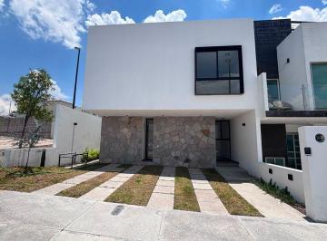 Casa en condominio · 170m² · 3 Recámaras · 2 Estacionamientos · ¡Estrena La Casa Que Siempre Imaginaste en Capital Sur, Querétaro!