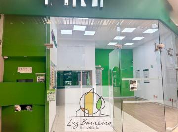 Local comercial · 90m² · Local Comercial de 90 m² Ideal Para Sucursal Bancaria en Centro Comercial de Alt