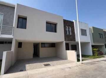 Casa en condominio · 145m² · 3 Recámaras · 2 Estacionamientos · Estrena Casa en Coto (En Septiembre Se Termina Su Construcción)