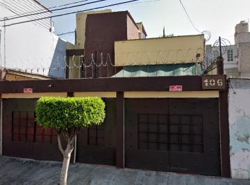 Casa de 4 habitaciones, Coyoacán · Amplia Casa en Coapa