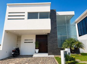ee49460cd59b26d8341397dec6290b36ee2457f90d7c69a474bcc070bd5ce0c9 · Casa en Venta Arbolada Bosques de Santa Anita