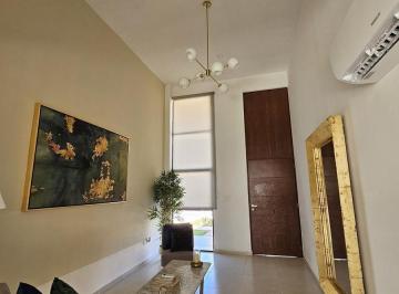 Casa · 225m² · 3 Recámaras · 2 Estacionamientos · Casa en Cholul de 3 Recámaras, Mérida
