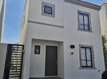 f0a9fe377d14fe9f0e3f9af0dcb88a750383ce16f8db152affbca4e3cabd4175 · Casa en Renta en El Mirador