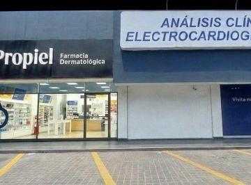 9fa62ce87cc77717de51d157f4986c46187105d775d17522e777db6d88044a5e · Local Comercial en Renta | Av Vasconcelos, Col. del Valle, San Pedro