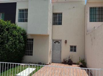 Casa de 3 habitaciones, León · Casa en Renta Brisas del Carmen