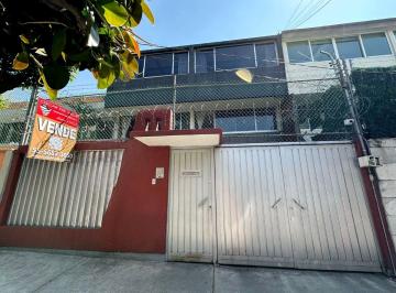 Casa de 3 habitaciones, Coyoacán · Casa en Venta en del Carmen Coyoacán