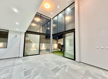 Casa · 272m² · 3 Recámaras · 2 Estacionamientos · Casa en Venta en Lomas de Cuernavaca, Morelos