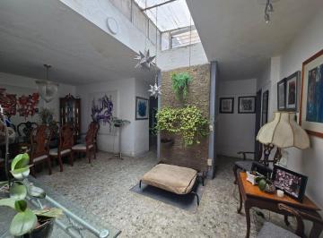 Casa de 4 habitaciones, Guadalajara · Negociable Casa Semi Moderna Para Remodelar