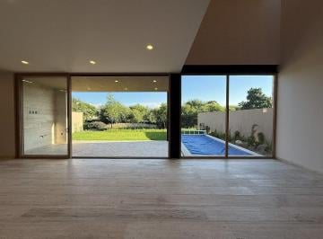 373fc811626eadec6eb75a6613c03d70f2908004f365ecb06ef758304f3c33dc · Casa en Venta Altozano Querétaro, de Autor con Acabados de Lujo