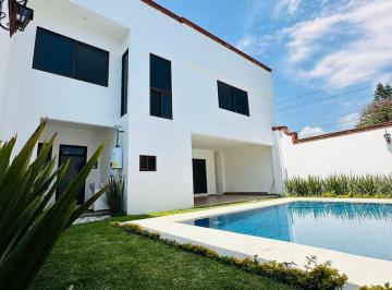 Casa · 350m² · 4 Recámaras · 5 Estacionamientos · Casa en Venta en La Colonia 3 de Mayo, Emiliano Zapata