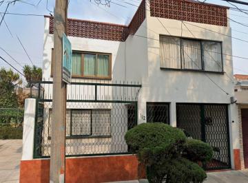 Casa de 4 habitaciones, Iztapalapa · Casa de 180 m² con 4 Recámaras en Venta en Paseos de Churubusco