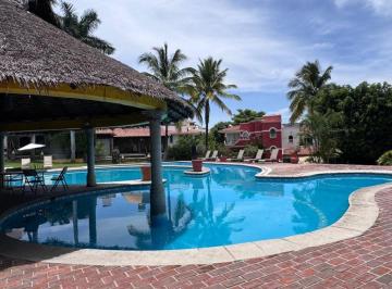 Casa en condominio de 4 habitaciones, Temixco · V E N T a $5´880,000 Rinconada Real Bugambiliasb U R G o S