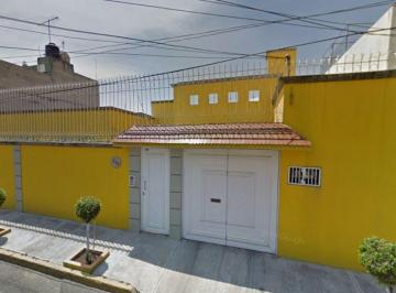 Casa de 5 habitaciones, Iztapalapa · Casa de 487 m² con 5 Recámaras en Venta en Sinatel