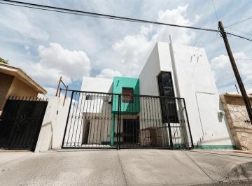 Casa de 3 habitaciones, Juárez · Casa en Venta en Chihuahua de Juarez Col Olimpica