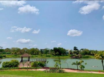 68cb2d5834e15fcec7b58e1c1fd94bb5c993ea794666906a7252e040462da15c · Lote en Venta con Vista Al Lago Central, Privada Kilil, Yucatán Country Club.
