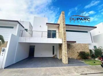 b70fad9346d1642d044223dd12368090511b4604dc72cc6f85630cc2ff38afb8 · Venta Casa Residencial El Cielo - 3 Rec + Sala Tv + Cuarto de Servicio.
