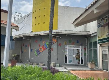 Local comercial · 950m² · Local en Venta Plaza Las Misiones, San Nicolás de Los Garza