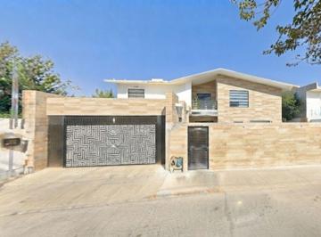 Casa de 6 habitaciones, Juárez · Venta de Casa en Chihuahua Juarez Col Mascareñas