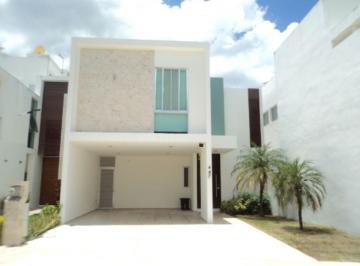 Casa de 3 habitaciones, Mérida · Casa en Renta en Privada de Altabrisa, Mérida, Yucatán