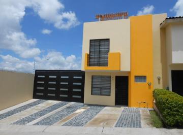 Casa en condominio de 3 habitaciones, San Pedro Tlaquepaque · Casa en Renta Las Terrazas Residencial, Coto Marmara, No Inmobiliarias, 4 Cocheras
