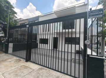 Casa de 3 habitaciones, Guadalajara · Casa en Venta en La Moderna en Guadalajara