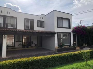 Casa de 3 habitaciones, Metepec · Casa en Venta, de Recuperacion Hipotecaria, Ubicada en Residencial Las Palmas Metepec, Edomex.