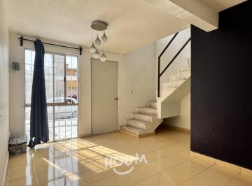 Casa · 66m² · 2 Recámaras · 2 Estacionamientos · Casa en Las Américas con 2 Recámaras, Id:.