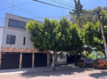 Casa de 3 habitaciones, Querétaro · Cimatario Casa en Venta Remodelada con Increíble Bar