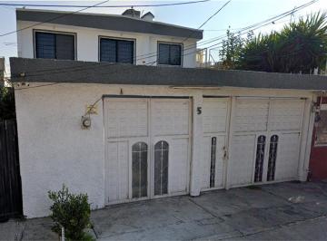 Casa de 3 habitaciones, Ecatepec de Morelos · Casa de 150 m² con 3 Recámaras en Venta en Izcalli Jardines