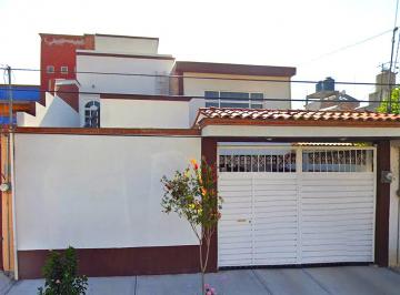 Casa de 3 habitaciones, Zumpango · Casa de 200 m² con 3 Recámaras en Venta en La Trinidad