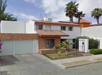 Casa de 3 habitaciones, Juárez · Casa en Venta en Rincones de San Marcos Juares Chihuahua
