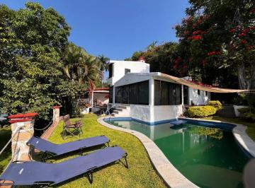 1 · Casa a Orilla del Lago | Playa Privada, Muelle y Vista Panorámica en Tequesquitengo